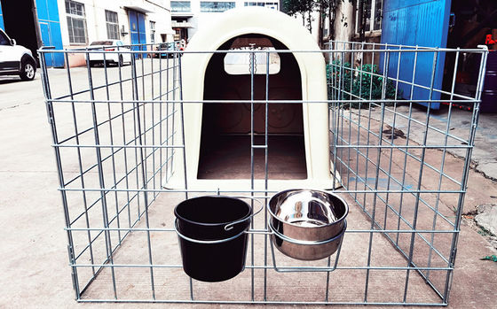 İyi bir fiyat. Farm Use Dairy Calf Hutch Plastic Calf House Customization 8mm Thickness çevrimiçi
