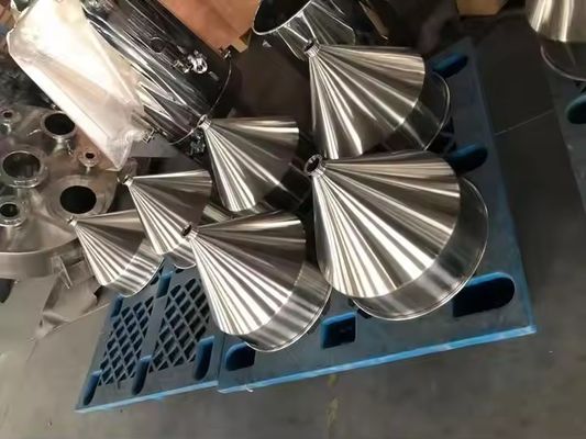 İyi bir fiyat. Custom 50L Stainless Steel Conical Hopper With Tri Clamp çevrimiçi